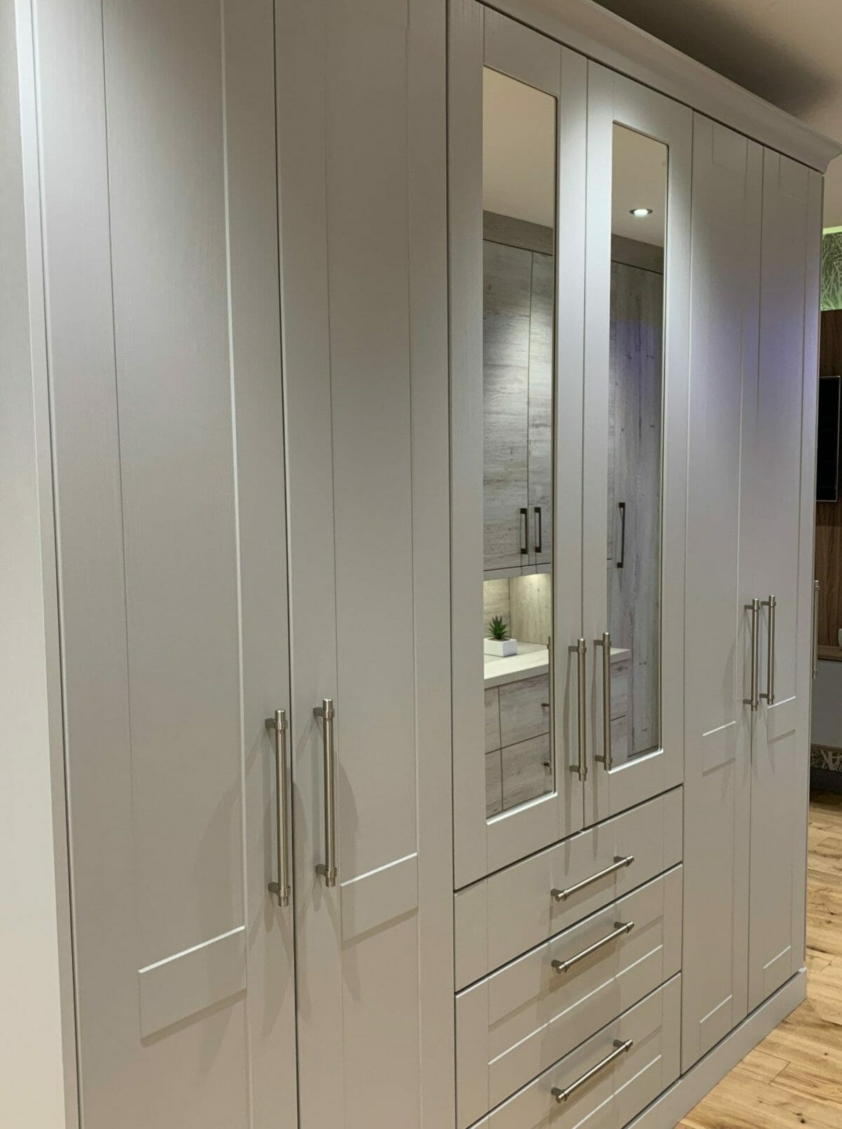 IMG_9640 Traditional Wardrobes