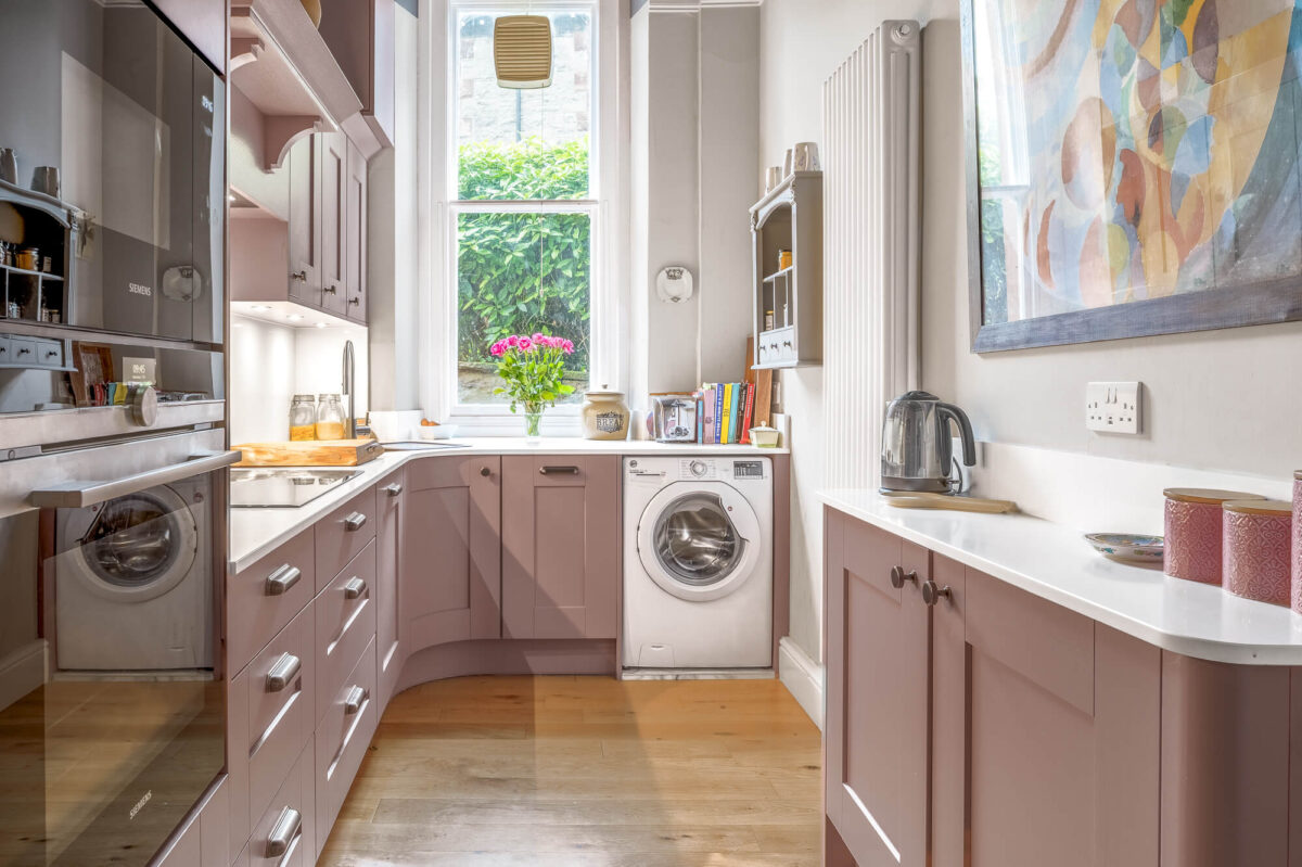 Dusky Pink Traditional Kitchen MJW 0422 HDR Edit